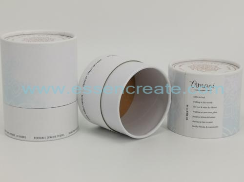 rzeźbione kubki ceramiczne pakujące papierową tubę